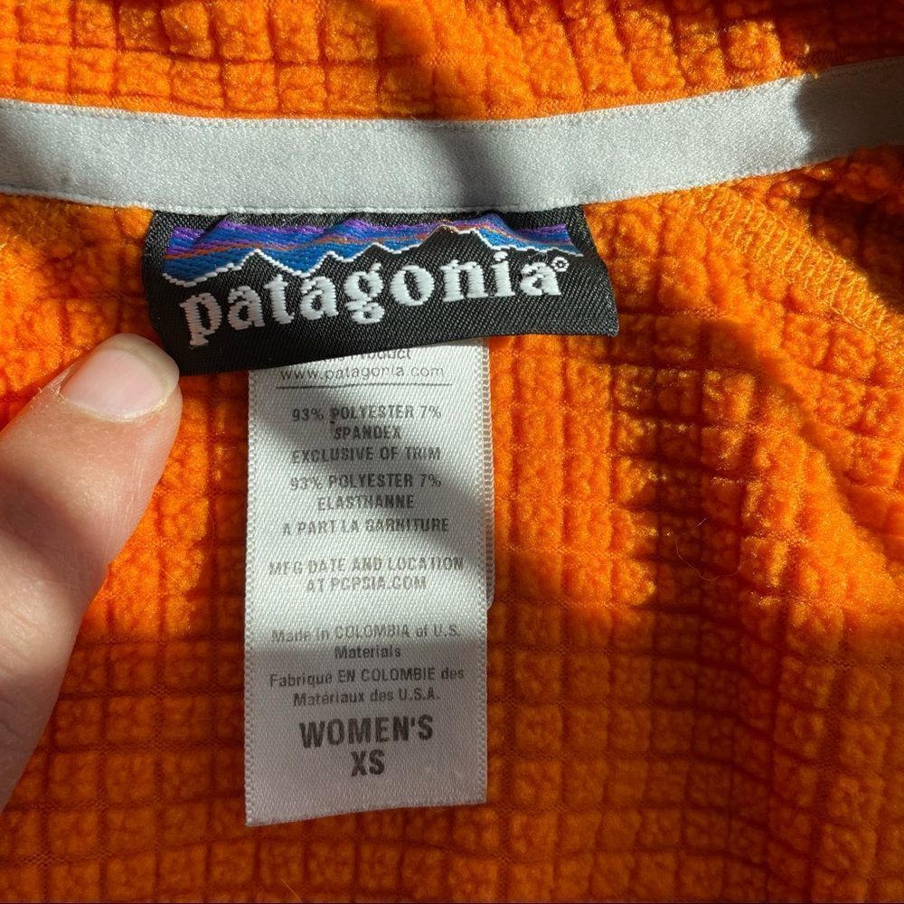 PATAGONIA Light Orange 1/2 Zip Pullover Sweater - Picture 4 of 9